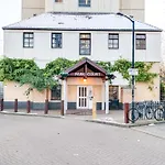 Cosy Battersea Flat